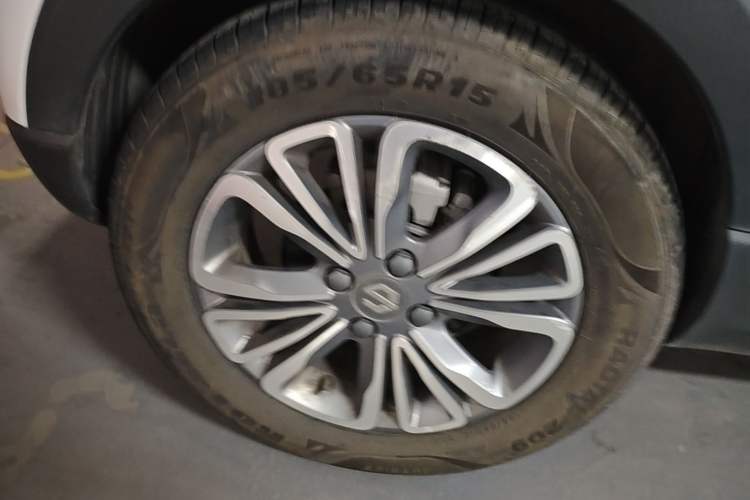 Used Leapmotor T03 2024 310 Comfort Edition Right Rear Wheel Hub