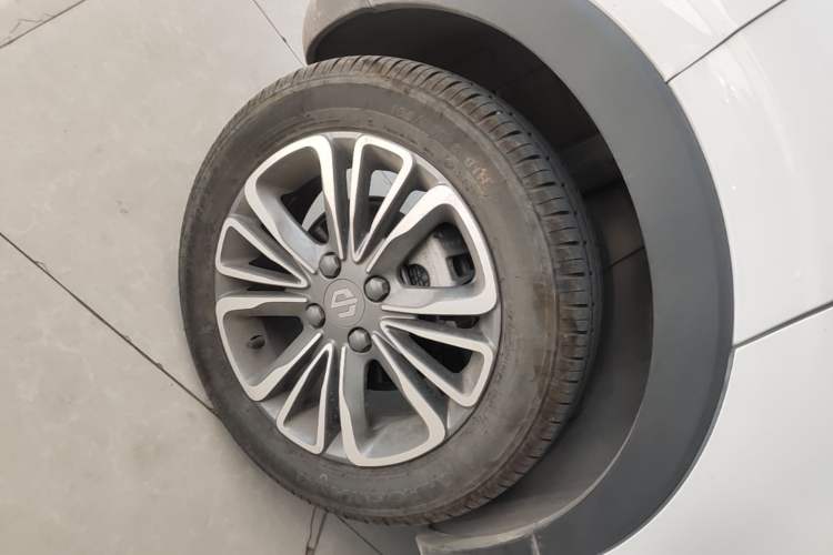 Used Leapmotor T03 2024 310 Comfort Edition Right Rear Wheel Hub