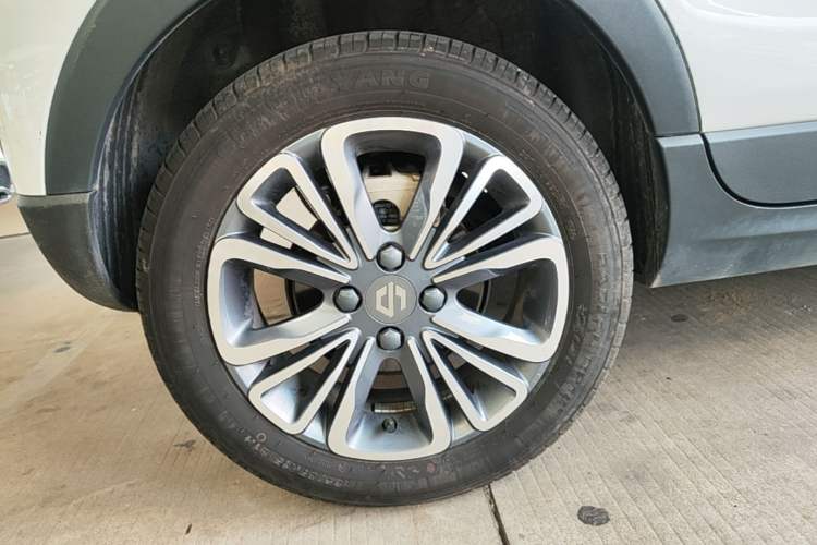 Used Leapmotor T03 2024 310 Comfort Edition Right Rear Wheel Hub
