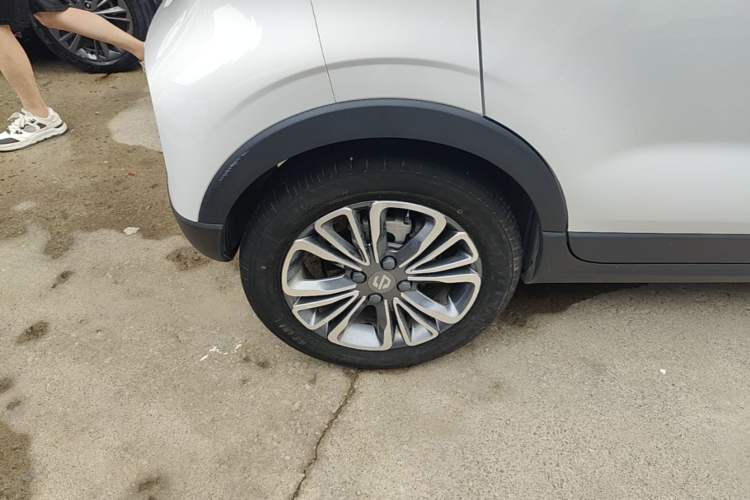 Used Leapmotor T03 2024 310 Comfort Edition Right Rear Wheel Hub