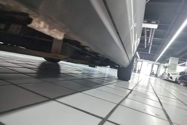 Used Leapmotor T03 2024 200 Lite Edition Right Side Sill