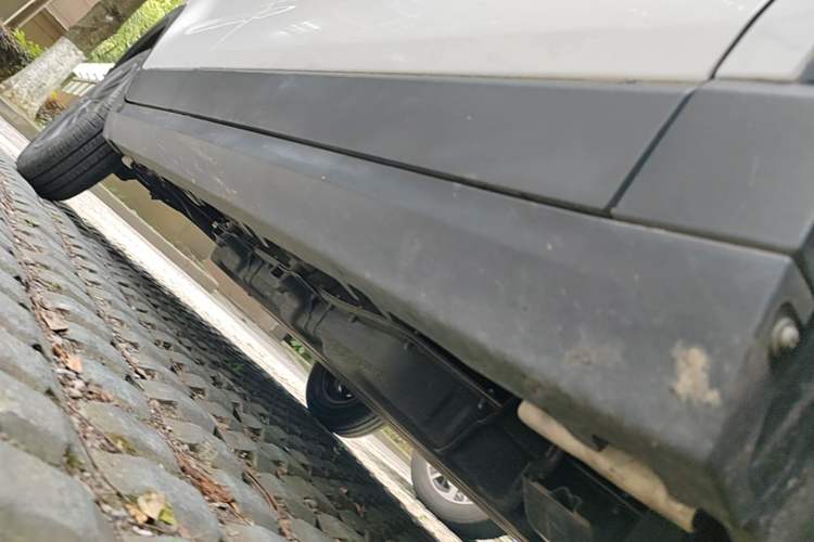 Used Leapmotor T03 2024 200 Lite Edition Right Side Sill