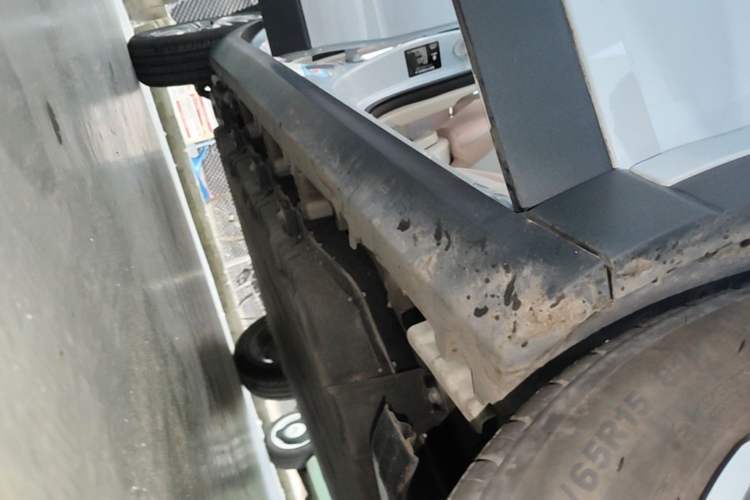 Used Leapmotor T03 2024 310 Comfort Edition Right Side Sill