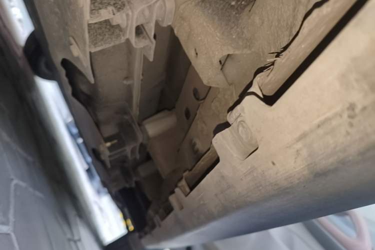 Used Leapmotor T03 2024 403 Comfort Edition Right Side Sill