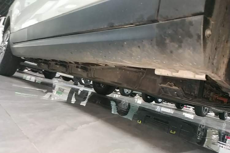 Used Leapmotor T03 2024 310 Comfort Edition Right Side Sill