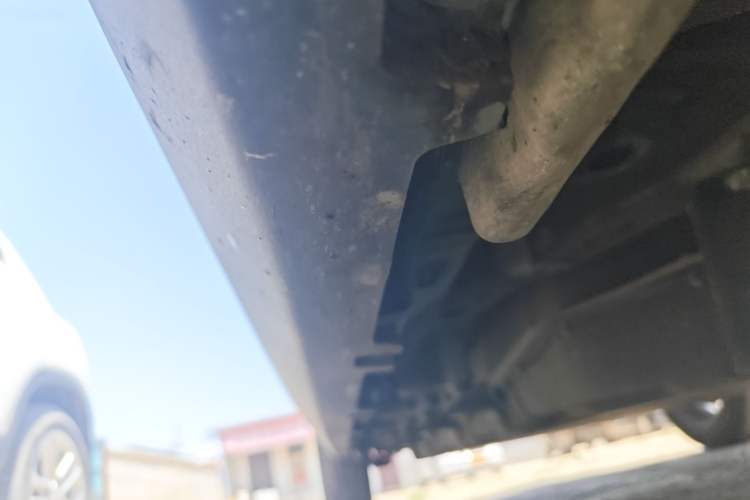 Used Leapmotor T03 2024 310 Comfort Edition Right Side Sill
