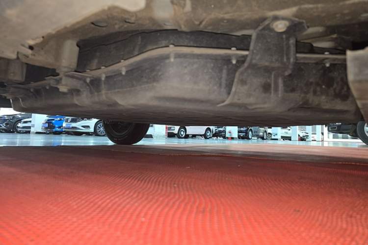 Used Leapmotor T03 2024 200 Lite Edition Right Side Sill