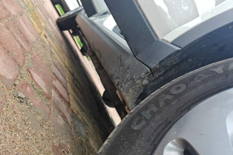 Used Leapmotor T03 2024 200 Lite Edition Right Side Sill