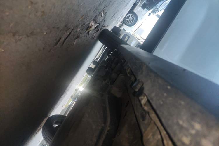 Used Leapmotor T03 2024 310 Comfort Edition Right Side Sill