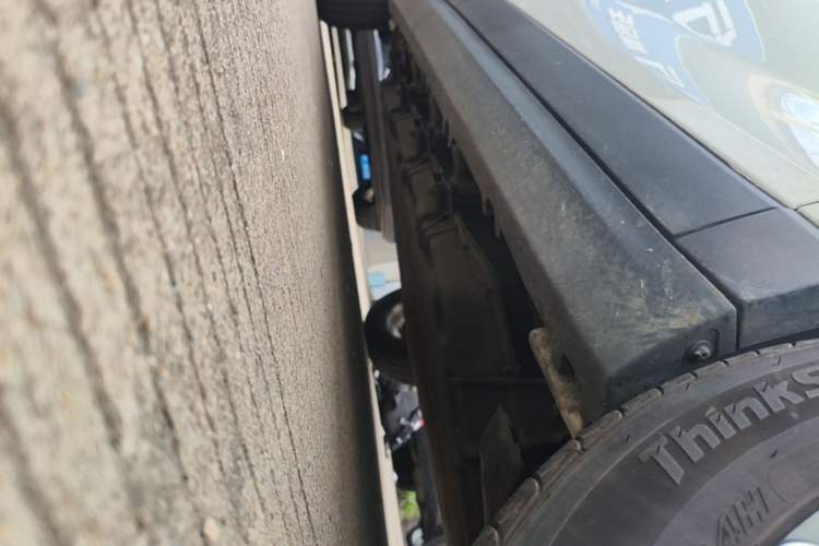 Used Leapmotor T03 2024 403 Comfort Edition Right Side Sill