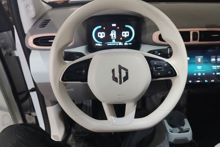 Used Leapmotor T03 2024 200 Lite Edition Steering Wheel