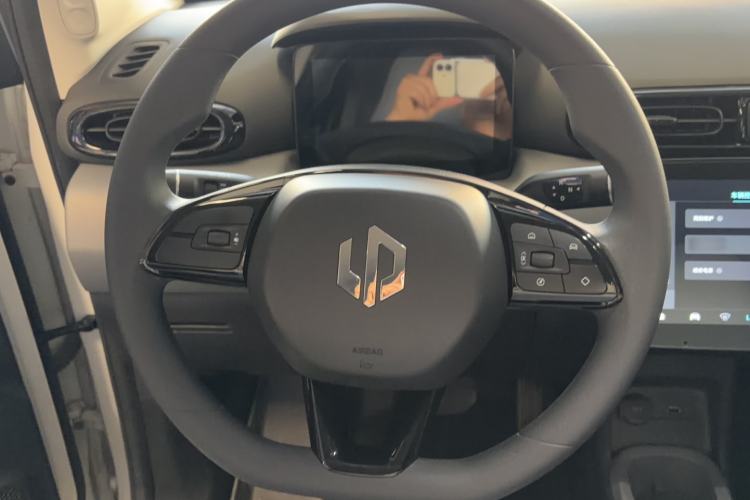 Used Leapmotor T03 2024 200 Lite Edition Steering Wheel