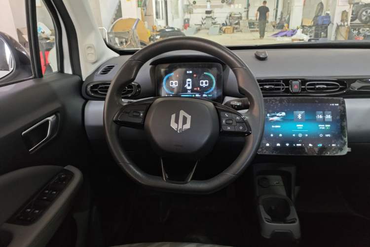 Used Leapmotor T03 2024 310 Comfort Edition Steering Wheel