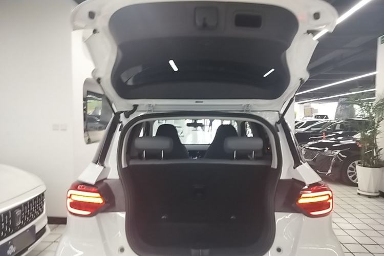 Used Leapmotor T03 2024 200 Lite Edition Trunk