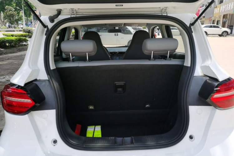 Used Leapmotor T03 2024 200 Lite Edition Trunk