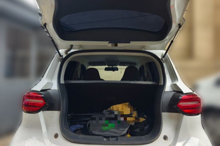Used Leapmotor T03 2024 200 Lite Edition Trunk