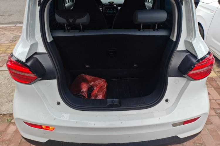 Used Leapmotor T03 2024 200 Lite Edition Trunk