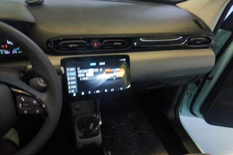 Used Leapmotor T03 2025 403 Comfort Edition Audio And AC Panel