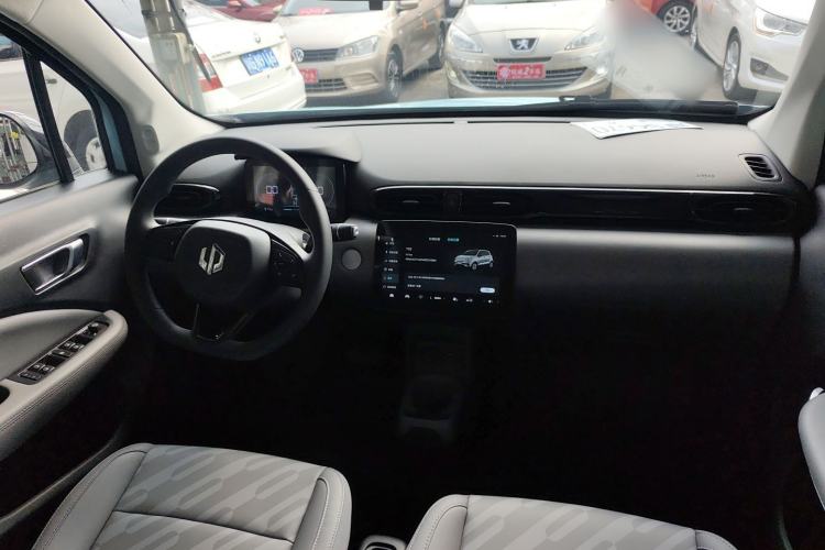 Used Leapmotor T03 2025 403 Comfort Edition Center Console