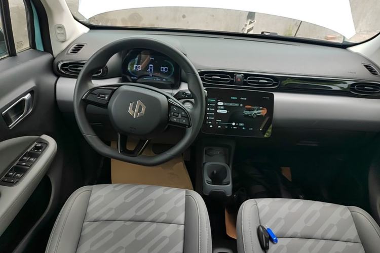 Used Leapmotor T03 2025 403 Comfort Edition Center Console