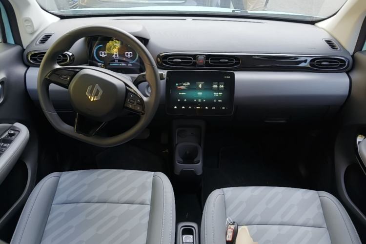 Used Leapmotor T03 2025 403 Comfort Edition Center Console
