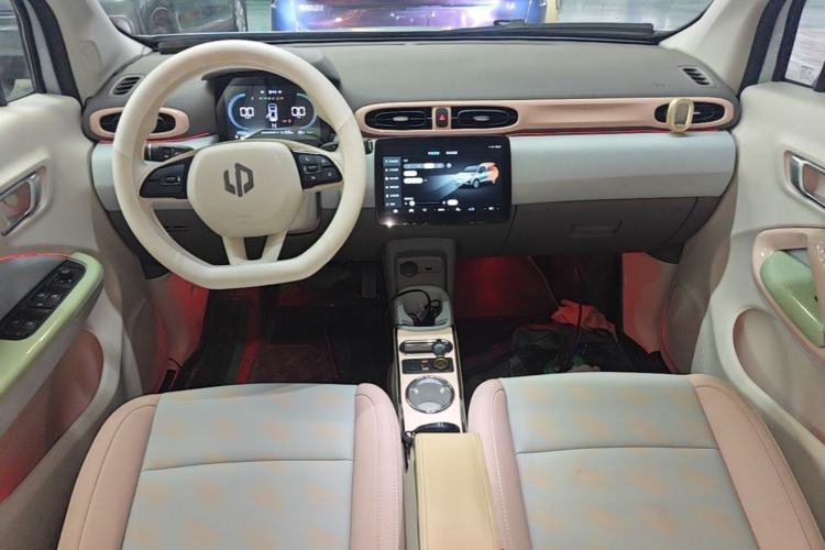 Used Leapmotor T03 2025 310 Comfort Edition Center Console