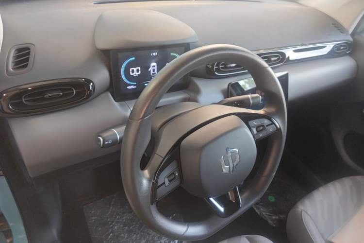 Used Leapmotor T03 2025 403 Comfort Edition Center Console