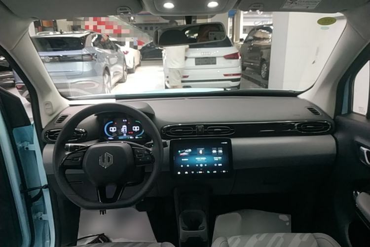 Used Leapmotor T03 2025 403 Comfort Edition Center Console