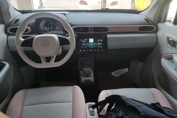 Used Leapmotor T03 2025 403 Comfort Edition Center Console