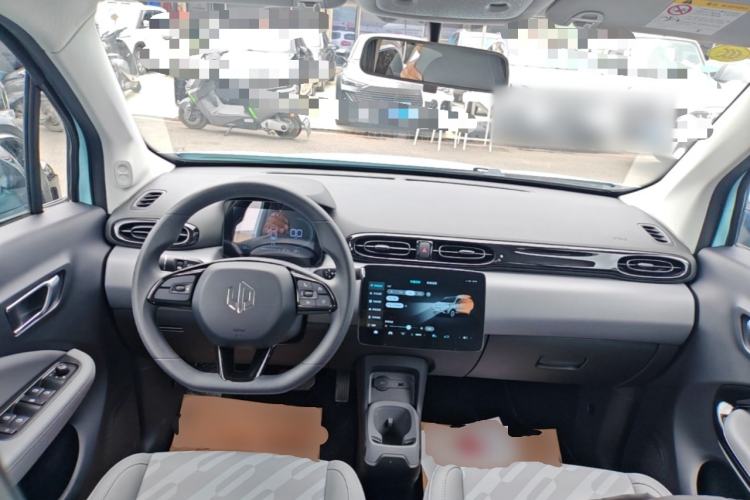 Used Leapmotor T03 2025 403 Comfort Edition Center Console