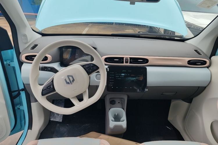 Used Leapmotor T03 2025 310 Comfort Edition Center Console