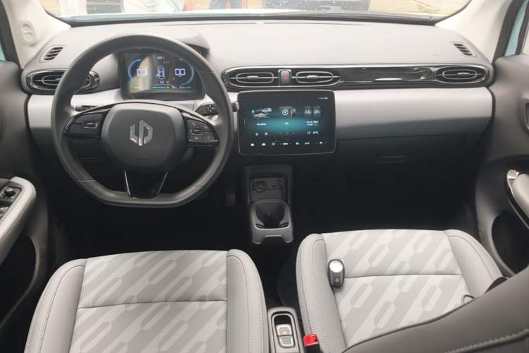 Used Leapmotor T03 2025 403 Comfort Edition Center Console
