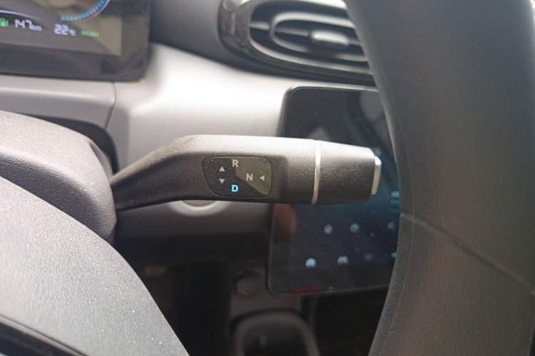 Used Leapmotor T03 2025 310 Comfort Edition Gear Lever