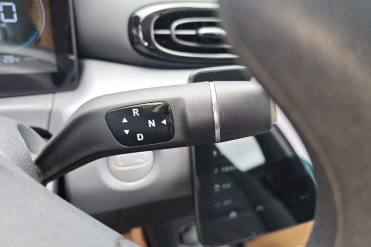 Used Leapmotor T03 2025 403 Comfort Edition Gear Lever