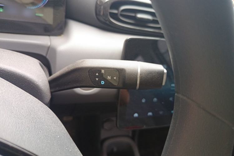 Used Leapmotor T03 2025 310 Comfort Edition Gear Lever