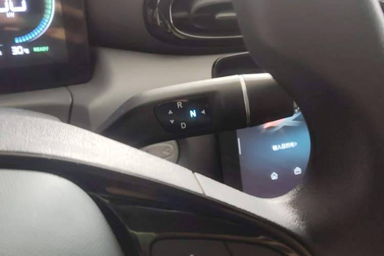 Used Leapmotor T03 2025 403 Comfort Edition Gear Lever