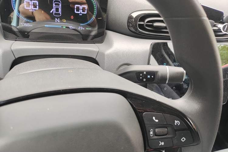 Used Leapmotor T03 2025 403 Comfort Edition Gear Lever