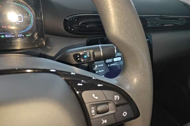 Used Leapmotor T03 2025 403 Comfort Edition Gear Lever
