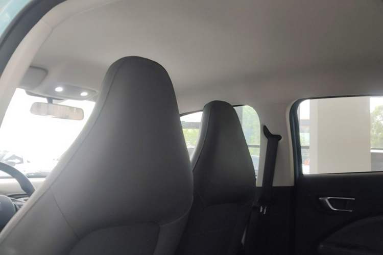 Used Leapmotor T03 2025 403 Comfort Edition Headliner