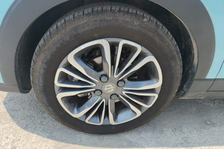 Used Leapmotor T03 2025 403 Comfort Edition Left Front Wheel Hub