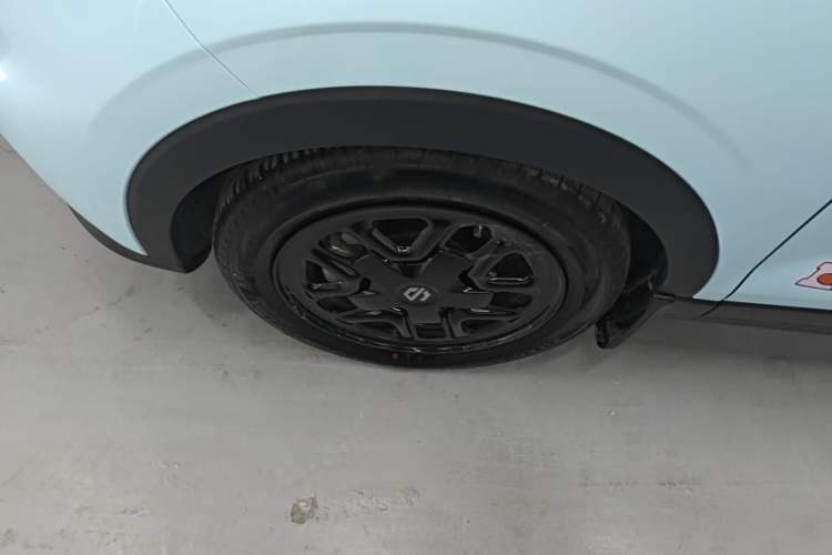 Used Leapmotor T03 2025 310 Comfort Edition Left Front Wheel Hub