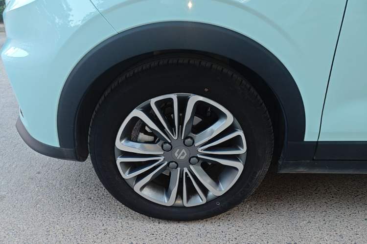 Used Leapmotor T03 2025 403 Comfort Edition Left Front Wheel Hub