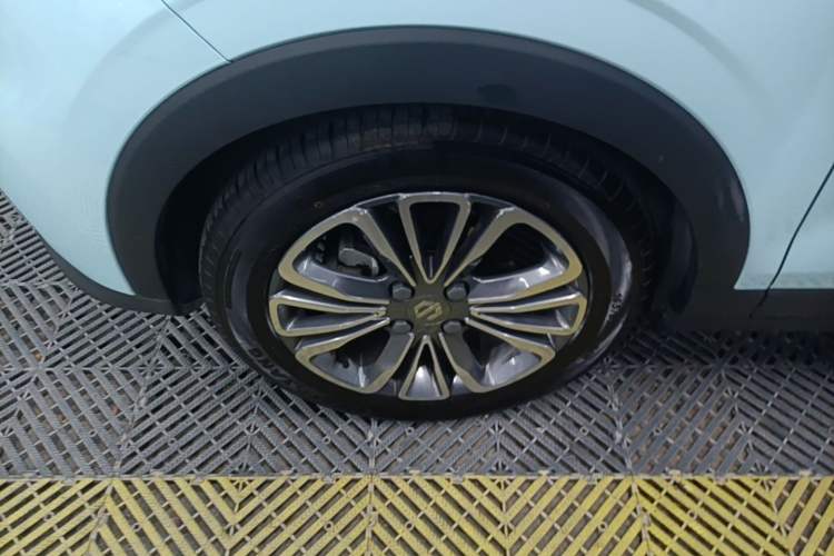 Used Leapmotor T03 2025 403 Comfort Edition Left Front Wheel Hub