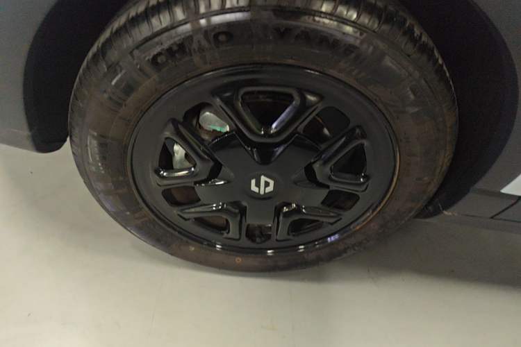 Used Leapmotor T03 2025 310 Comfort Edition Left Front Wheel Hub