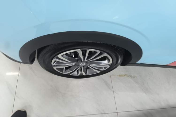 Used Leapmotor T03 2025 403 Comfort Edition Left Front Wheel Hub