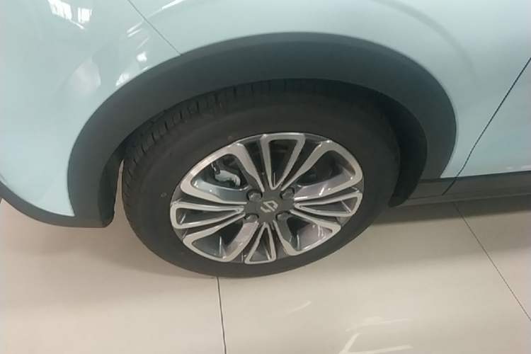 Used Leapmotor T03 2025 403 Comfort Edition Left Front Wheel Hub
