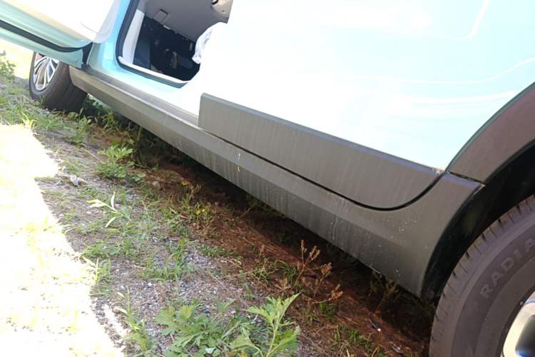 Used Leapmotor T03 2025 403 Comfort Edition Left Side Sill