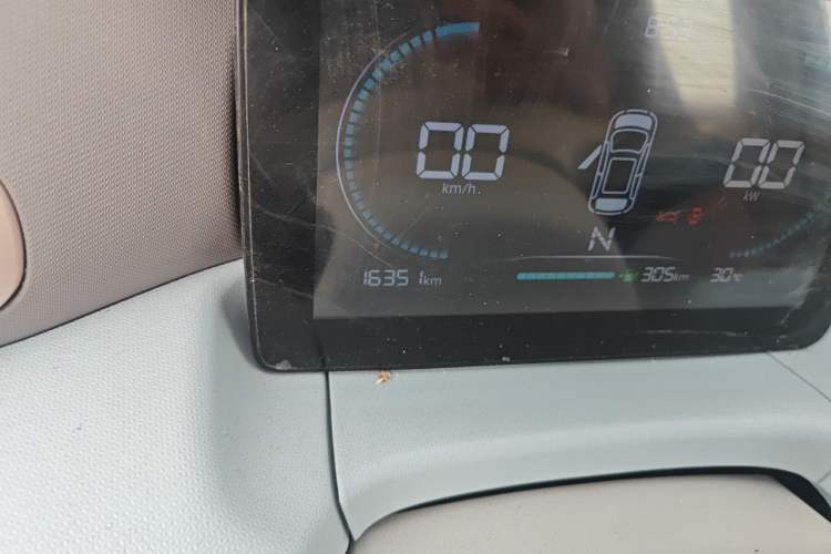 Used Leapmotor T03 2025 310 Comfort Edition Odometer Close Up