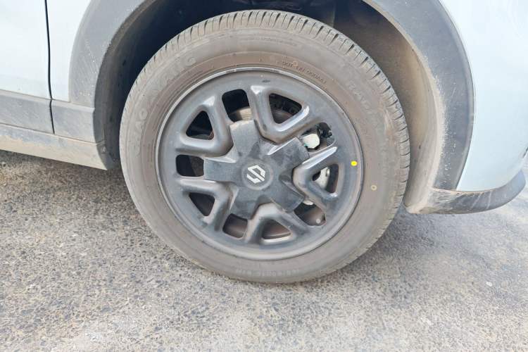 Used Leapmotor T03 2025 310 Comfort Edition Right Front Wheel Hub