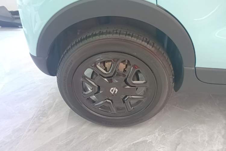 Used Leapmotor T03 2025 310 Comfort Edition Right Rear Wheel Hub